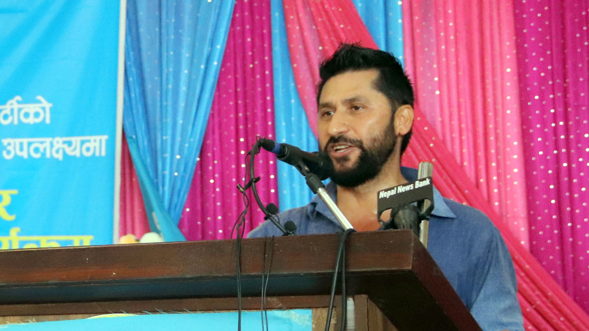 सत्ता जोगाउन दलहरुले गठबन्धनभित्र गठबन्धन बनाइरहेको रवि लामिछानेको आरोप